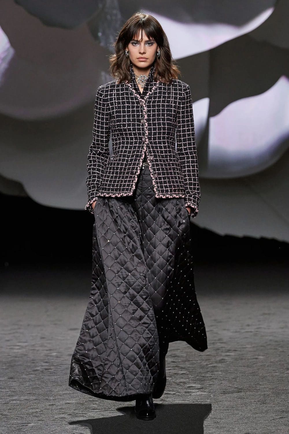 Chanel Fall Winter 2023 2024 Runway Magazine 68