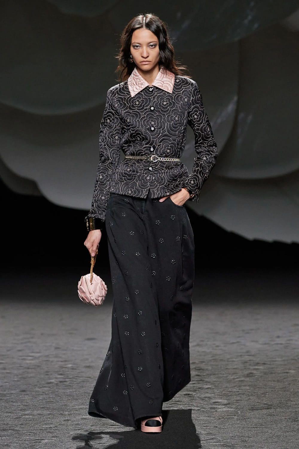 Chanel Fall Winter 2023 2024 Runway Magazine 70