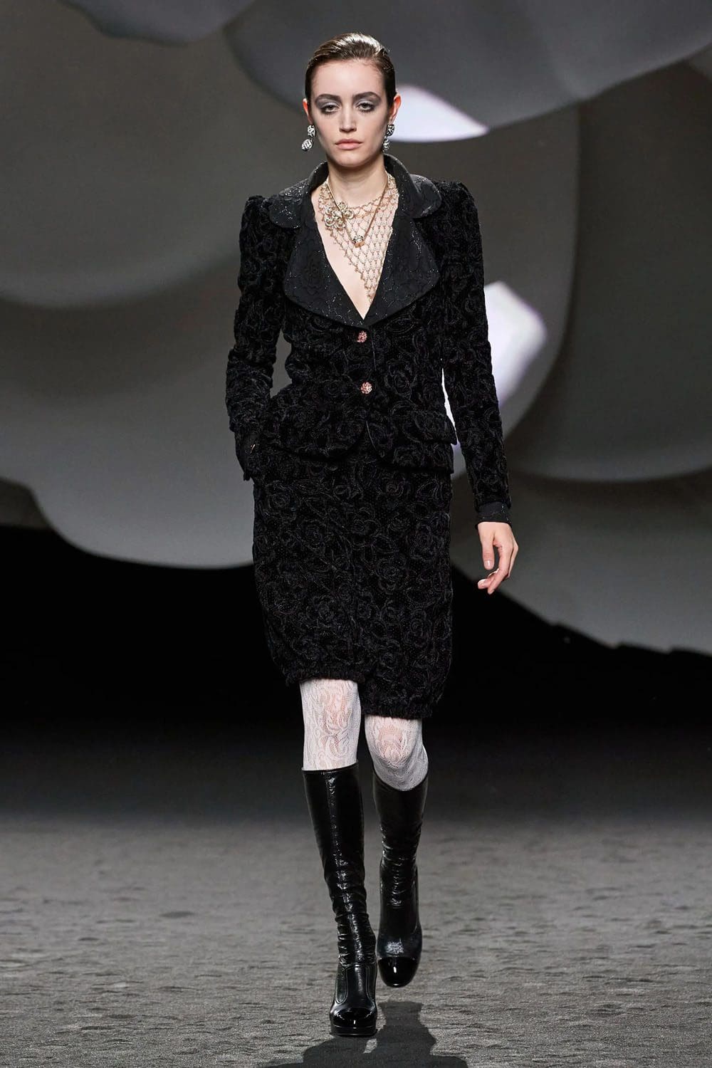 Chanel Fall Winter 2023 2024 Runway Magazine 78
