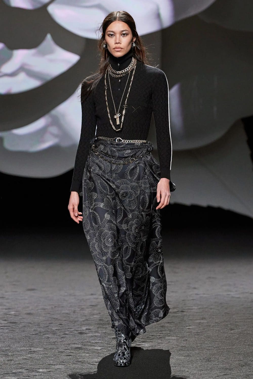 Chanel Fall Winter 2023 2024 Runway Magazine 84