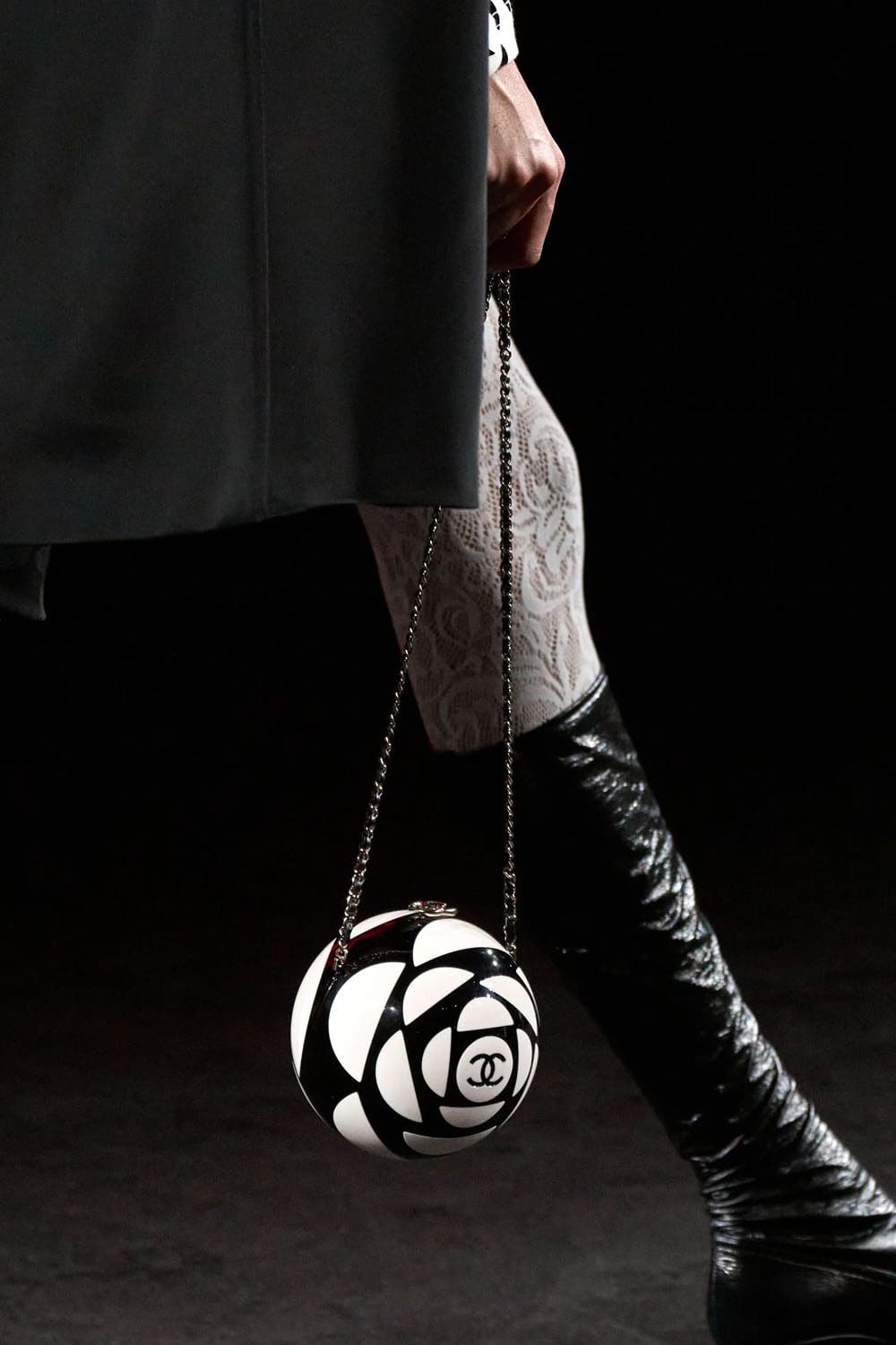 Chanel Fall Winter 2023 2024 Runway Magazine 85