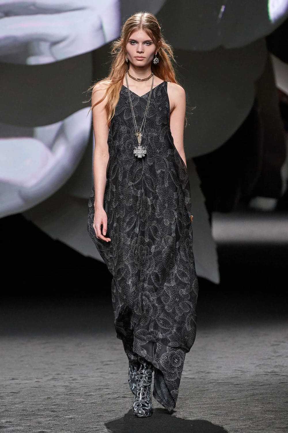 Chanel Fall Winter 2023 2024 Runway Magazine 86