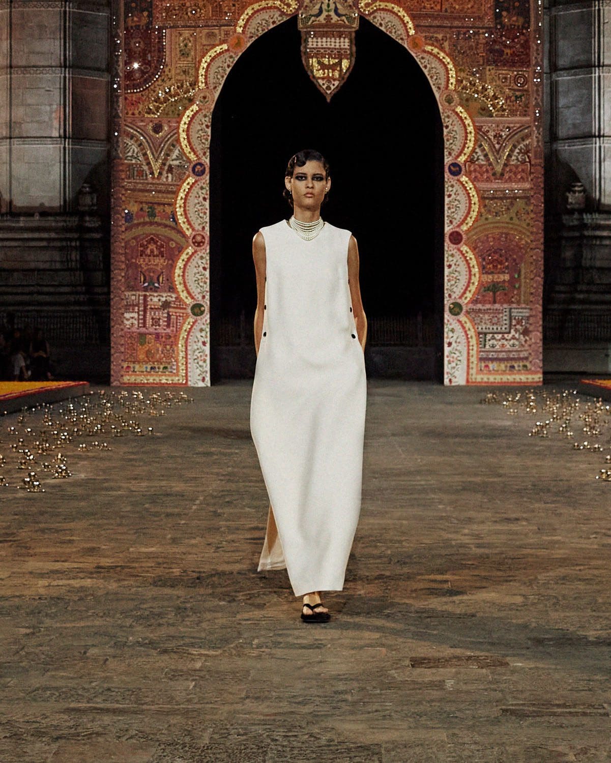 Dior Fall 2023 Mumbai India Runway Magazine 11