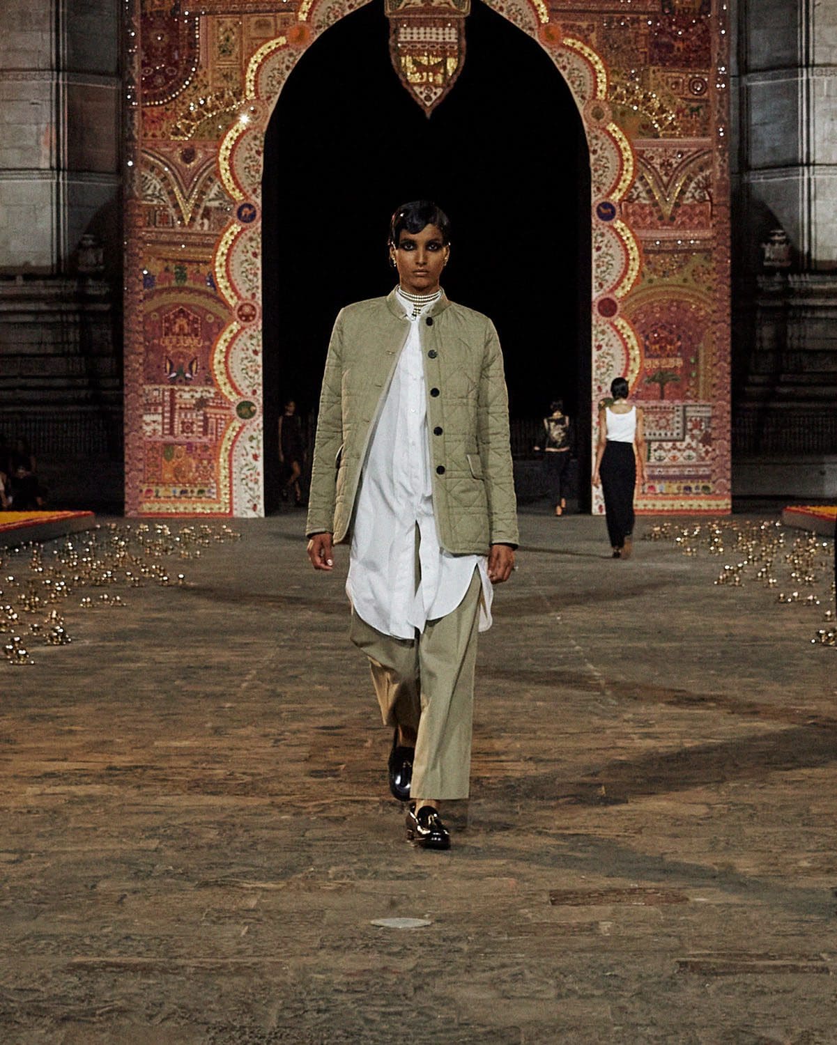 Dior Fall 2023 Mumbai India Runway Magazine 15