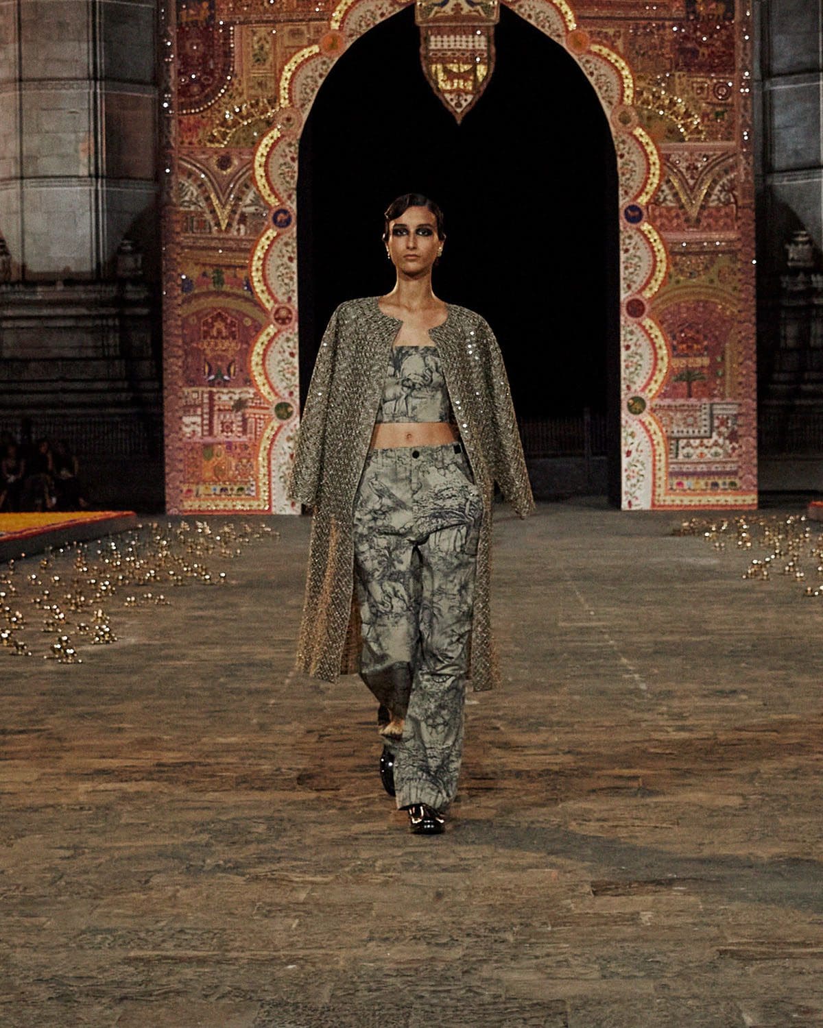 Dior Fall 2023 Mumbai India Runway Magazine 17