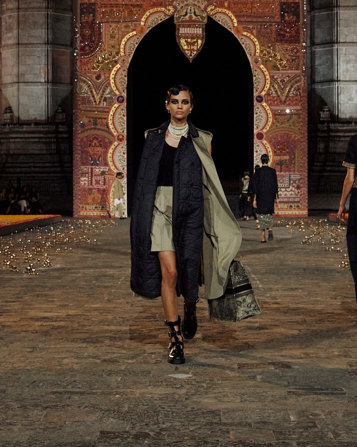 Dior Fall 2023 Mumbai India Runway Magazine 20