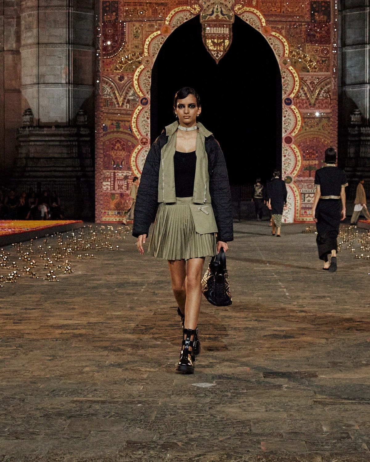 Dior Fall 2023 Mumbai India Runway Magazine 21