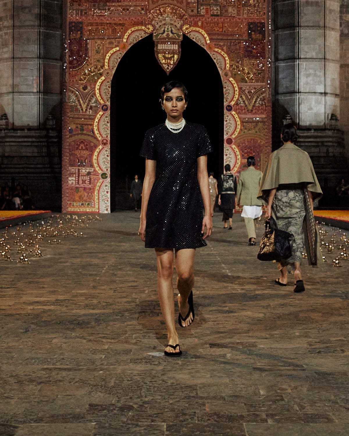 Dior Fall 2023 Mumbai India Runway Magazine 26