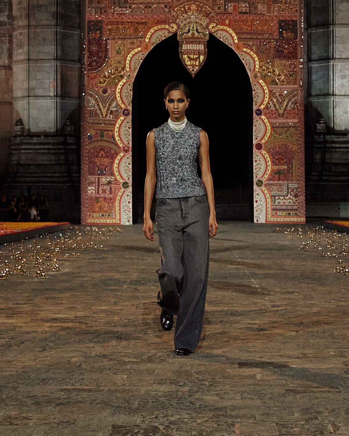 Dior Fall 2023 Mumbai India Runway Magazine 31