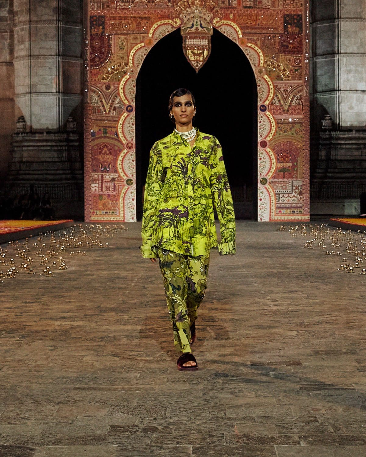 Dior Fall 2023 Mumbai India Runway Magazine 39