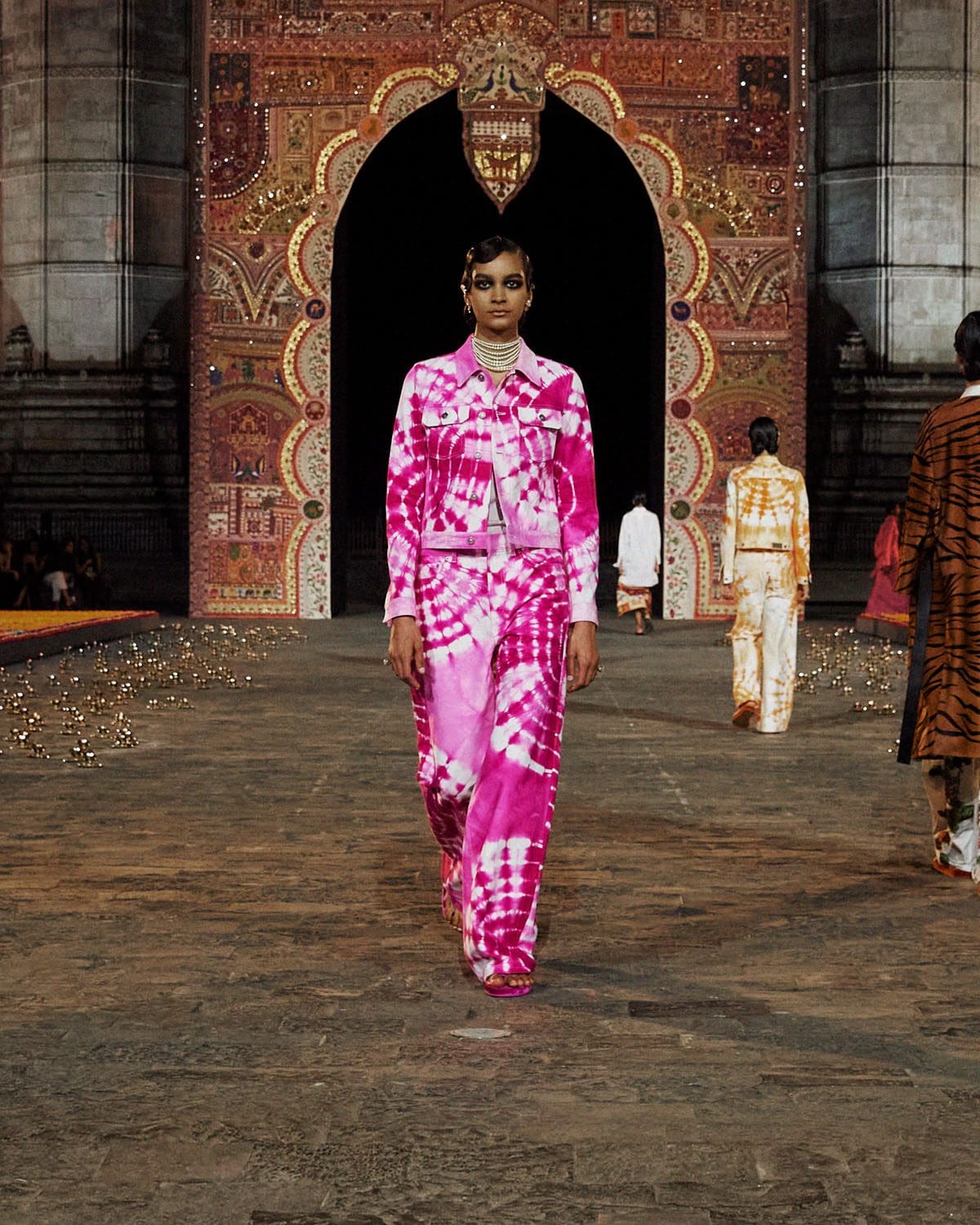 Dior Fall 2023 Mumbai India Runway Magazine 60
