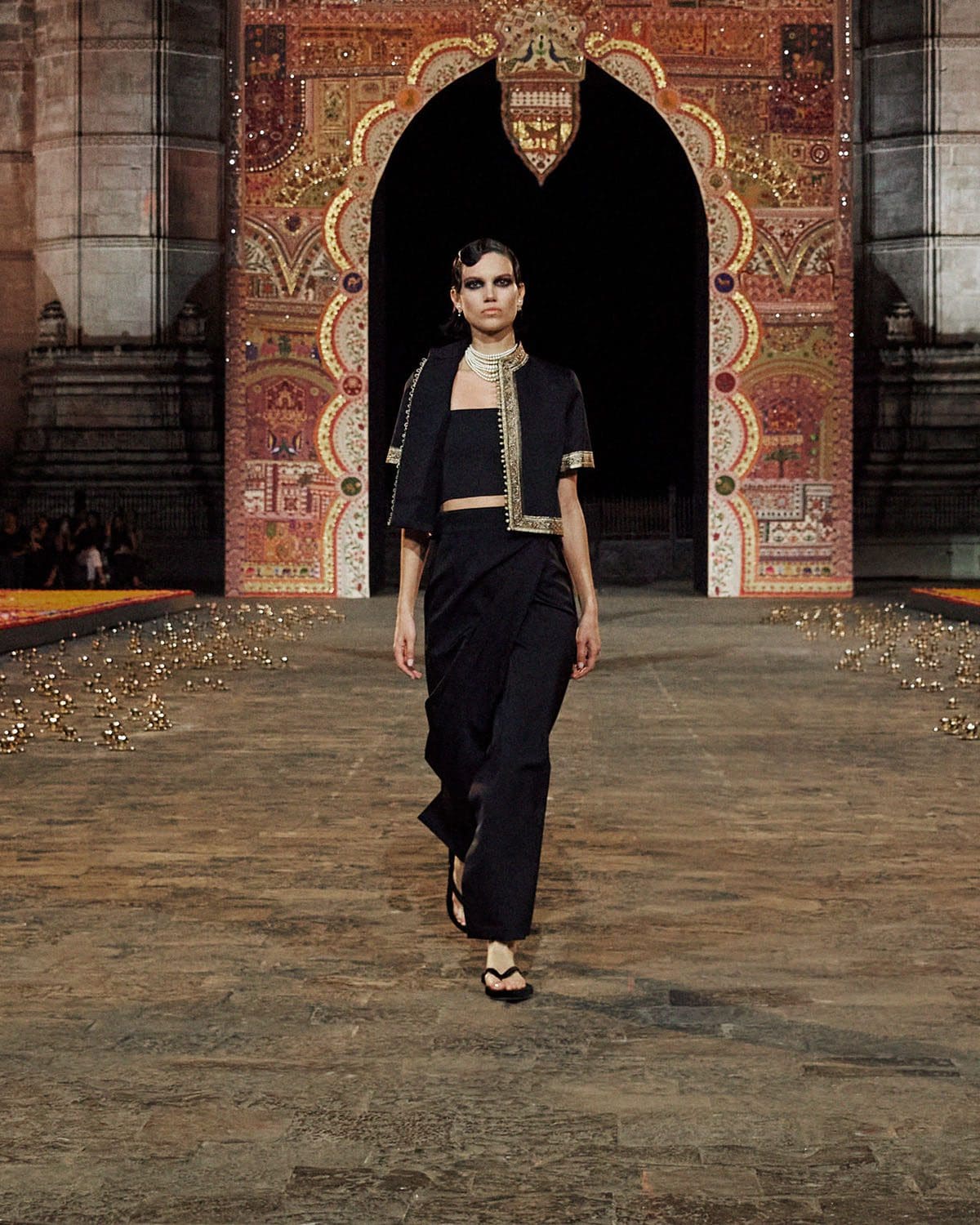 Dior Fall 2023 Mumbai India Runway Magazine 9