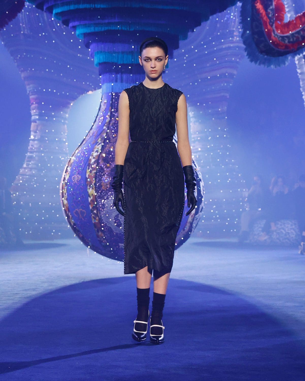 迪奥秋冬 2023 2024 巴黎 Runway 12杂志