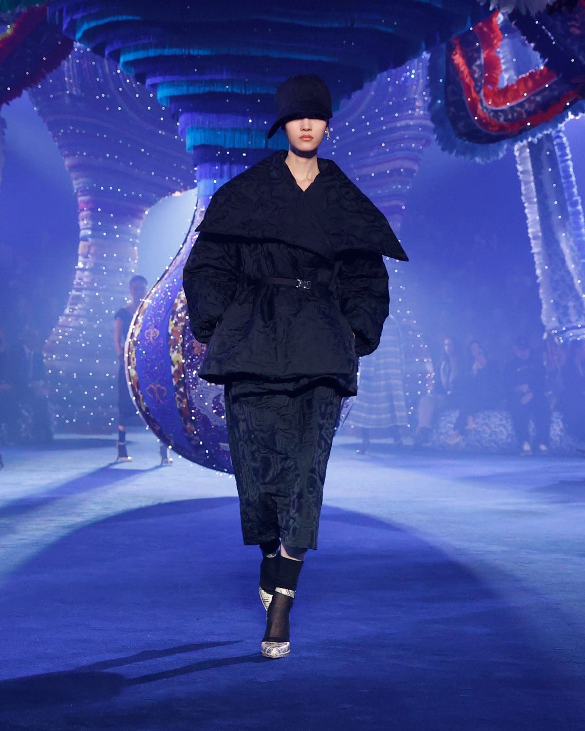 迪奥秋冬 2023 2024 巴黎 Runway 40杂志
