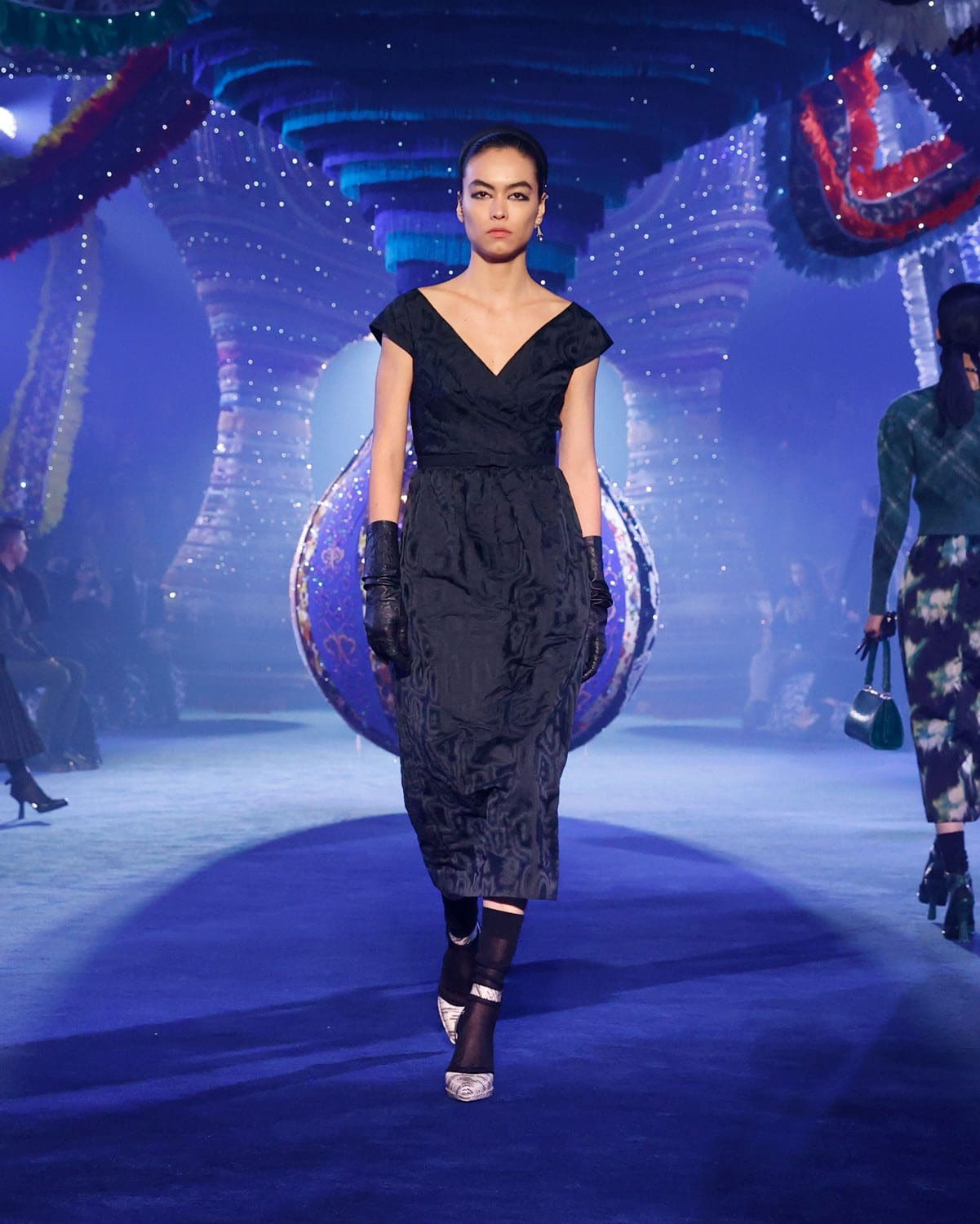迪奥秋冬 2023 2024 巴黎 Runway 42杂志