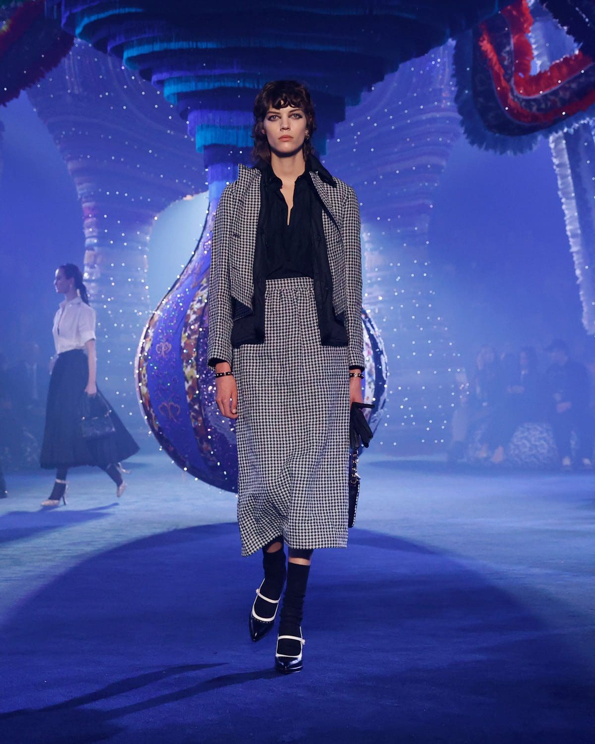 迪奥秋冬 2023 2024 巴黎 Runway 6杂志