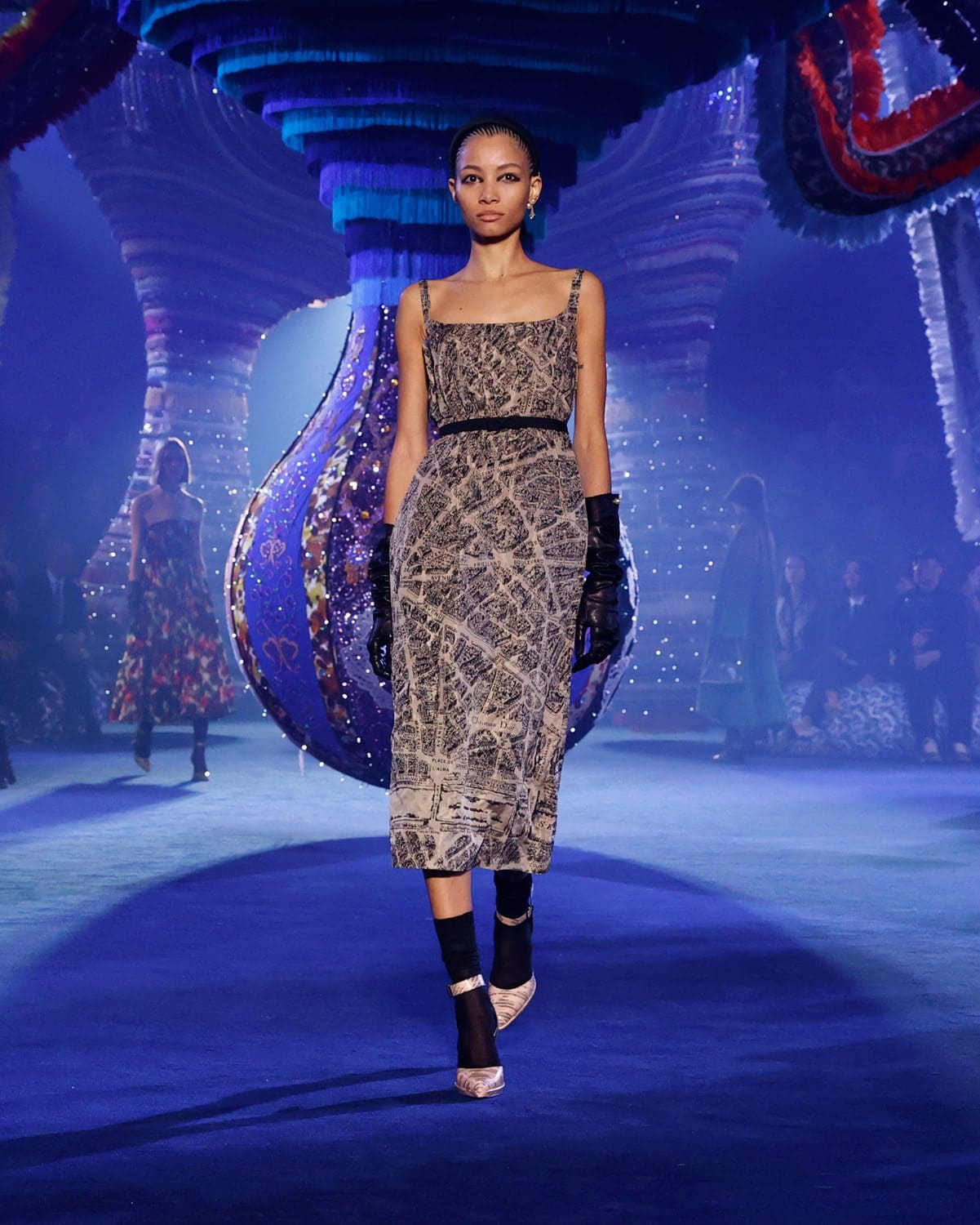 迪奥秋冬 2023 2024 巴黎 Runway 72杂志