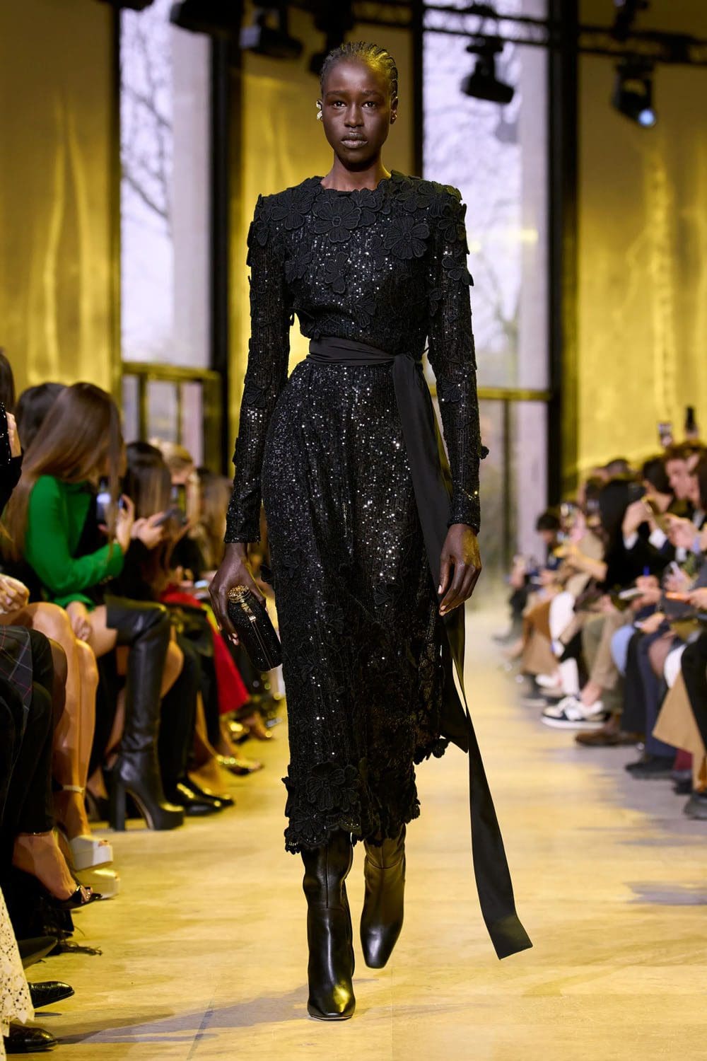 Elie Saab Autunno Inverno 2023 2024 Parigi Runway 35 Magazine
