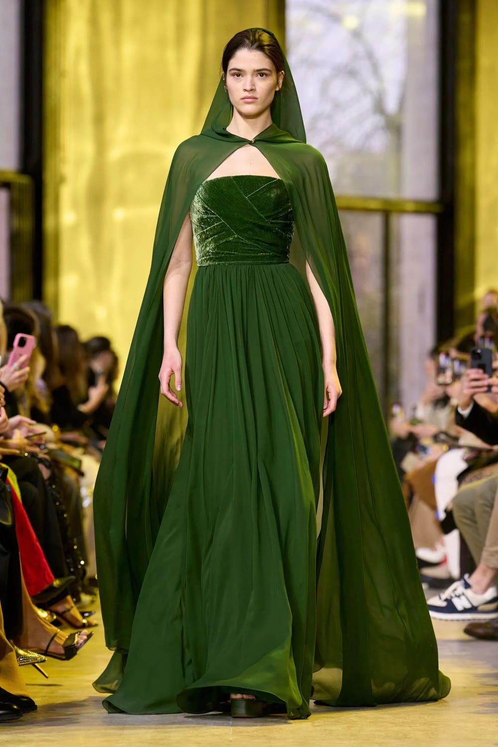 Elie Saab Autunno Inverno 2023 2024 Parigi Runway 39 Magazine