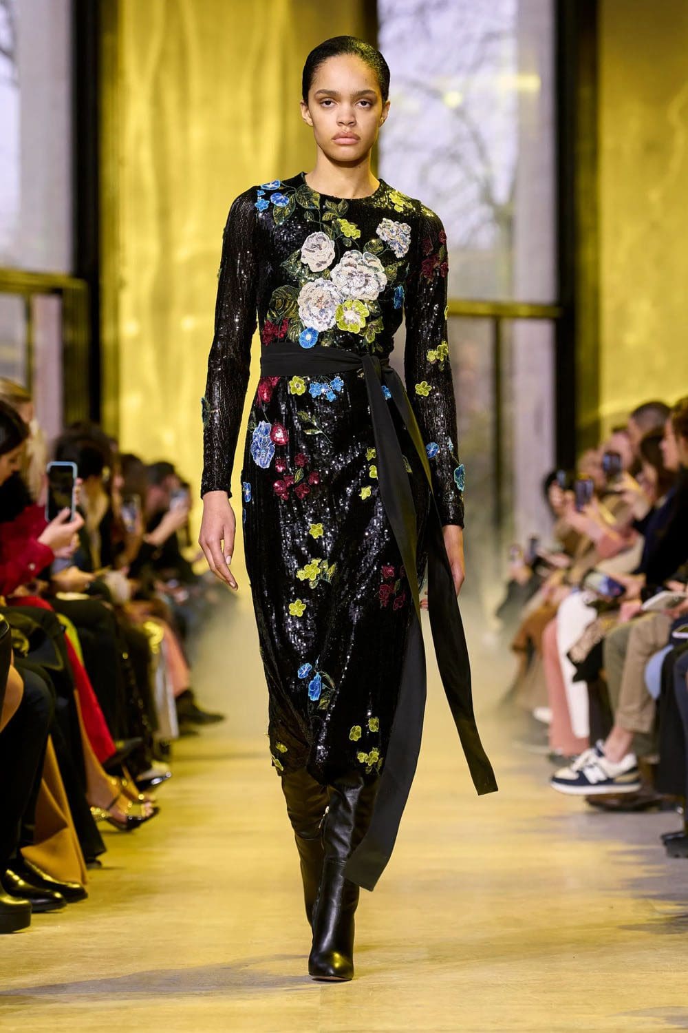 Elie Saab Autunno Inverno 2023 2024 Parigi Runway 64 Magazine