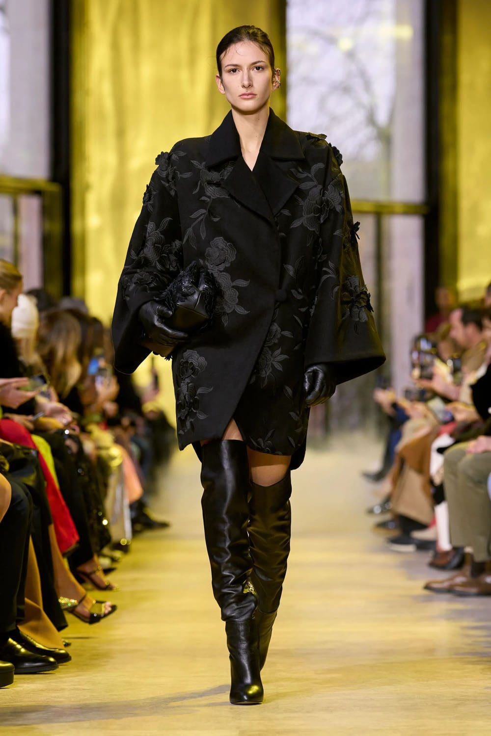 Elie Saab Autunno Inverno 2023 2024 Parigi Runway 7 Magazine