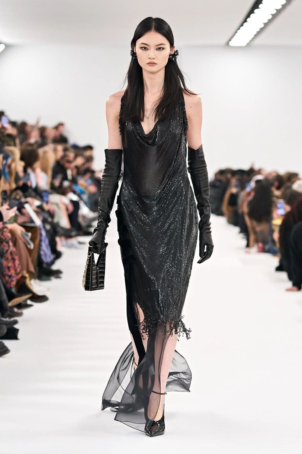 ジバンシィ 秋冬 2023 2024 パリ Runway 雑誌43