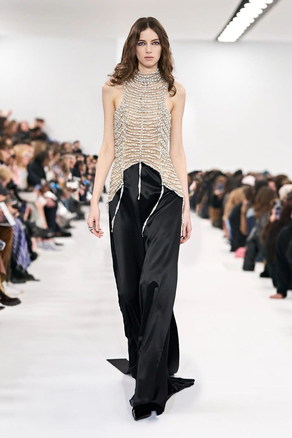 ジバンシィ 秋冬 2023 2024 パリ Runway 雑誌51