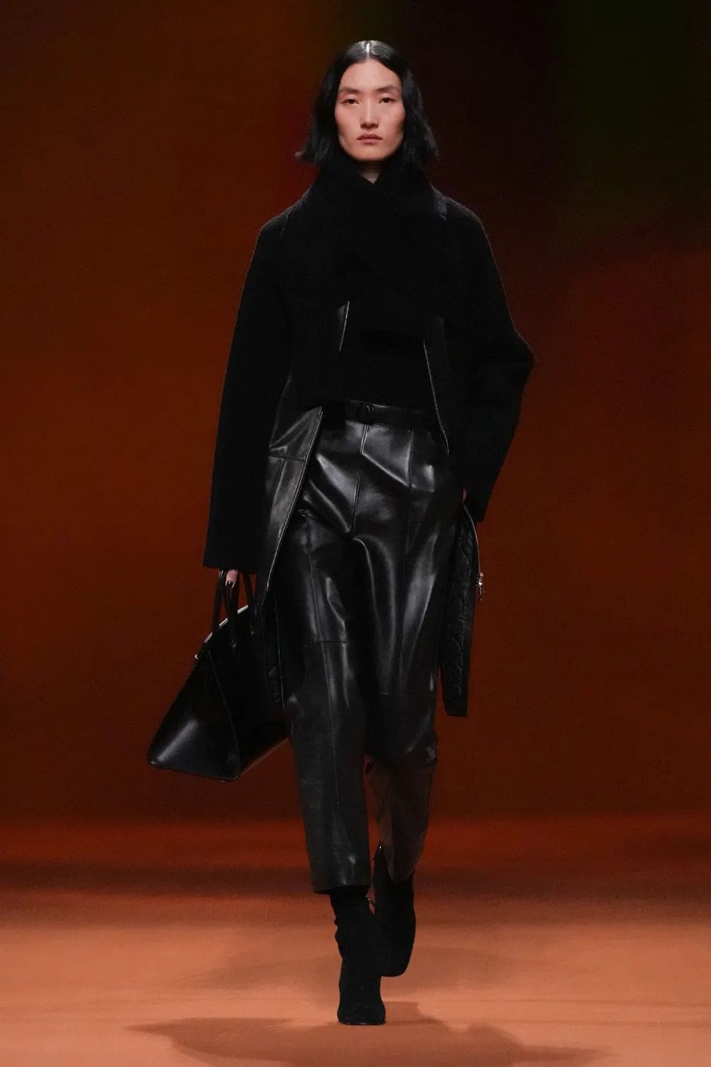 Hermes Fall Winter 2023 2024 Paris Runway Magazine 44