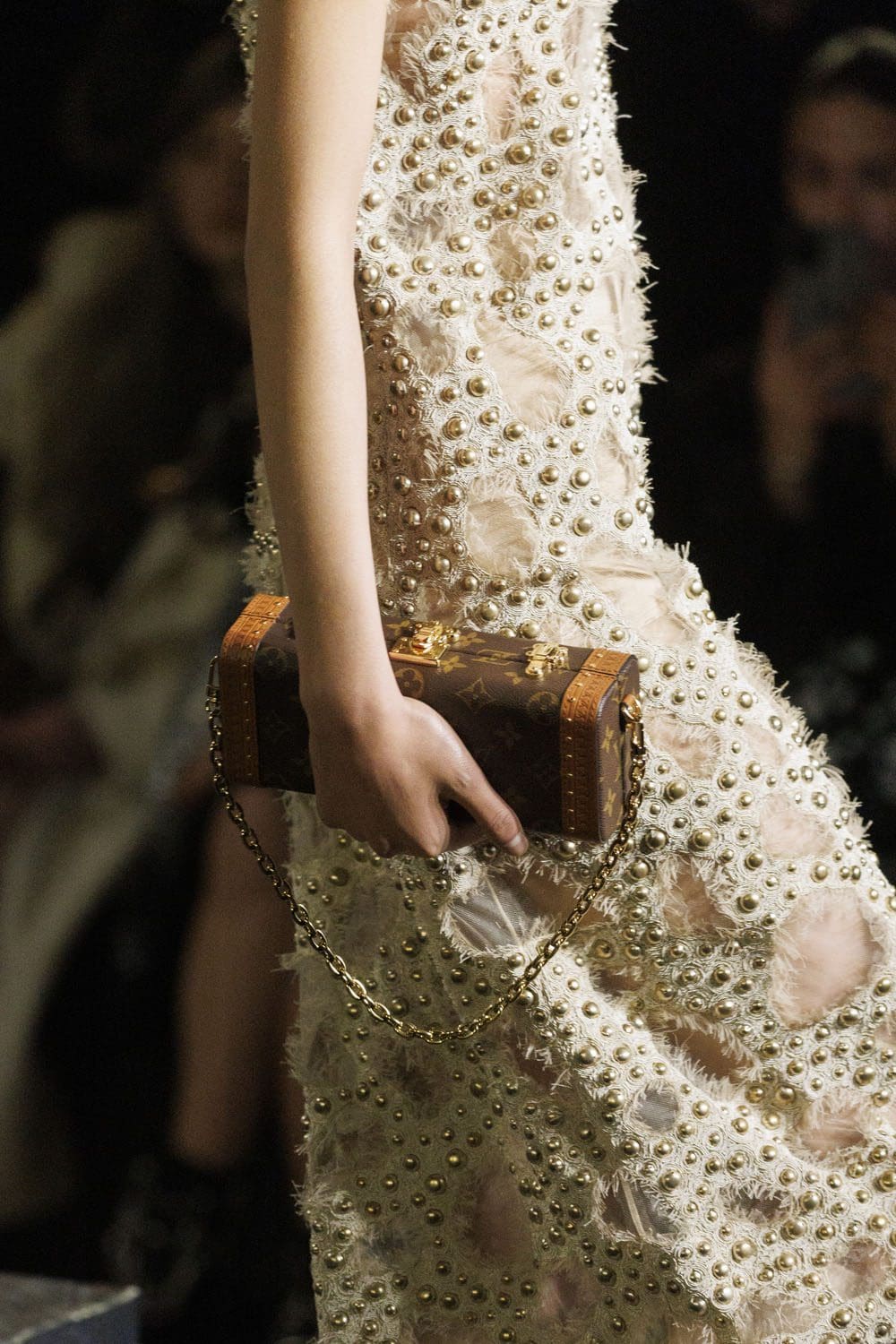 Louis Vuitton Otoño Invierno 2023 2024 Bolsos Runway Magazine 2