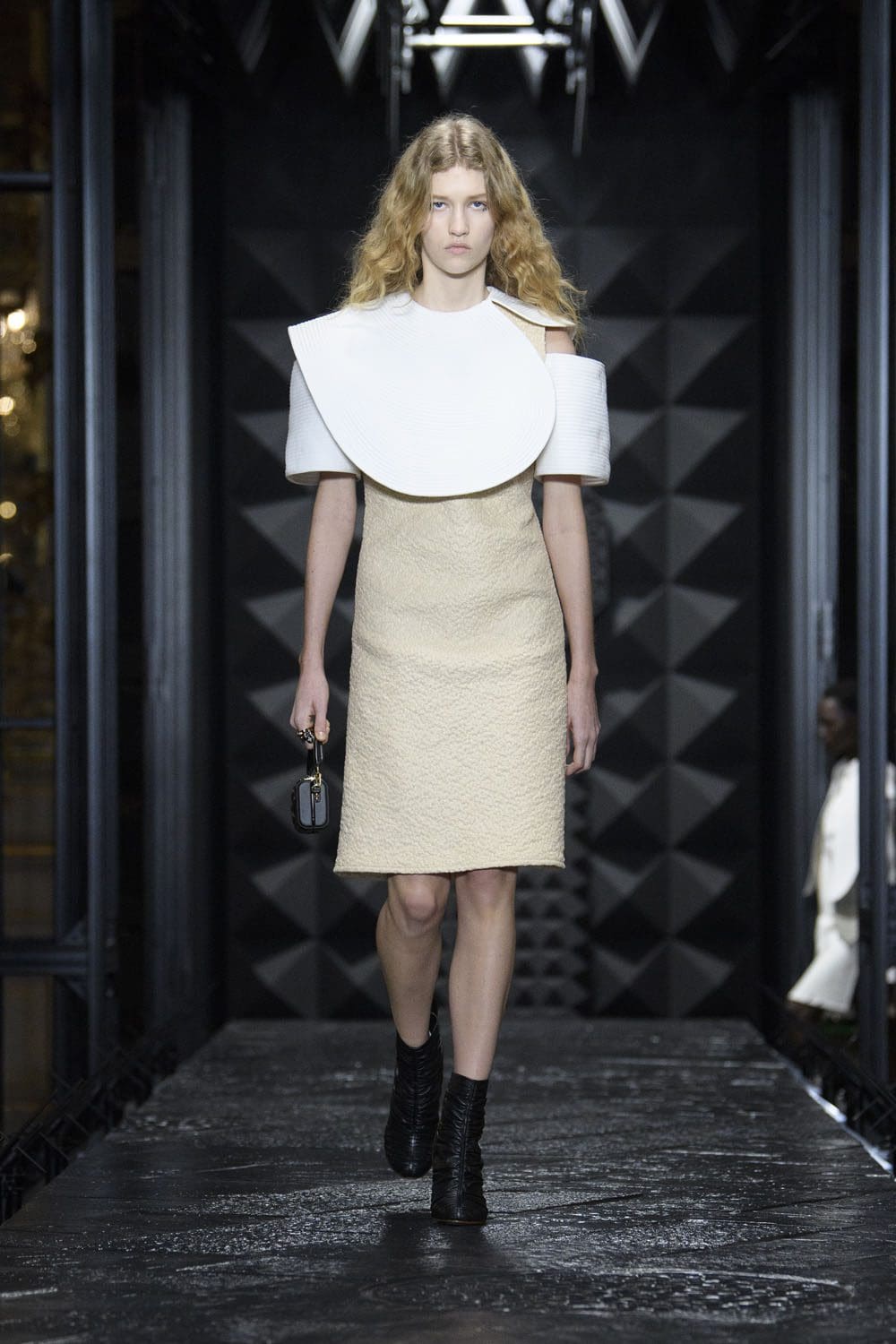 Louis Vuitton Otoño Invierno 2023 2024 Runway Magazine 10