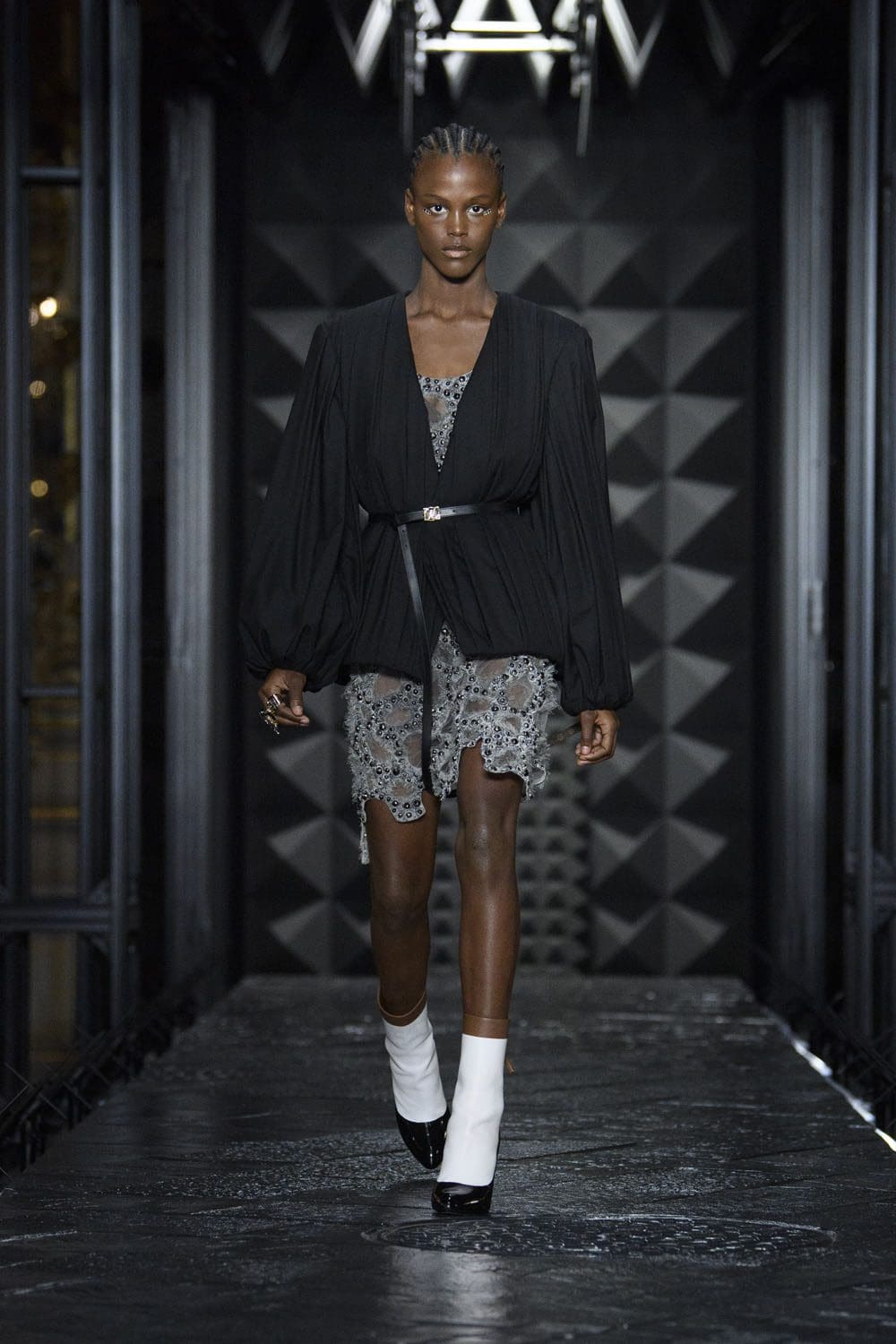 Louis Vuitton Otoño Invierno 2023 2024 Runway Magazine 2