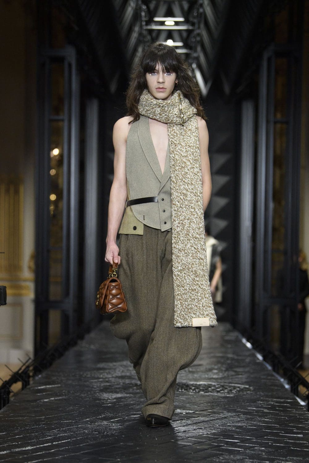 Louis Vuitton Otoño Invierno 2023 2024 Runway Magazine 21