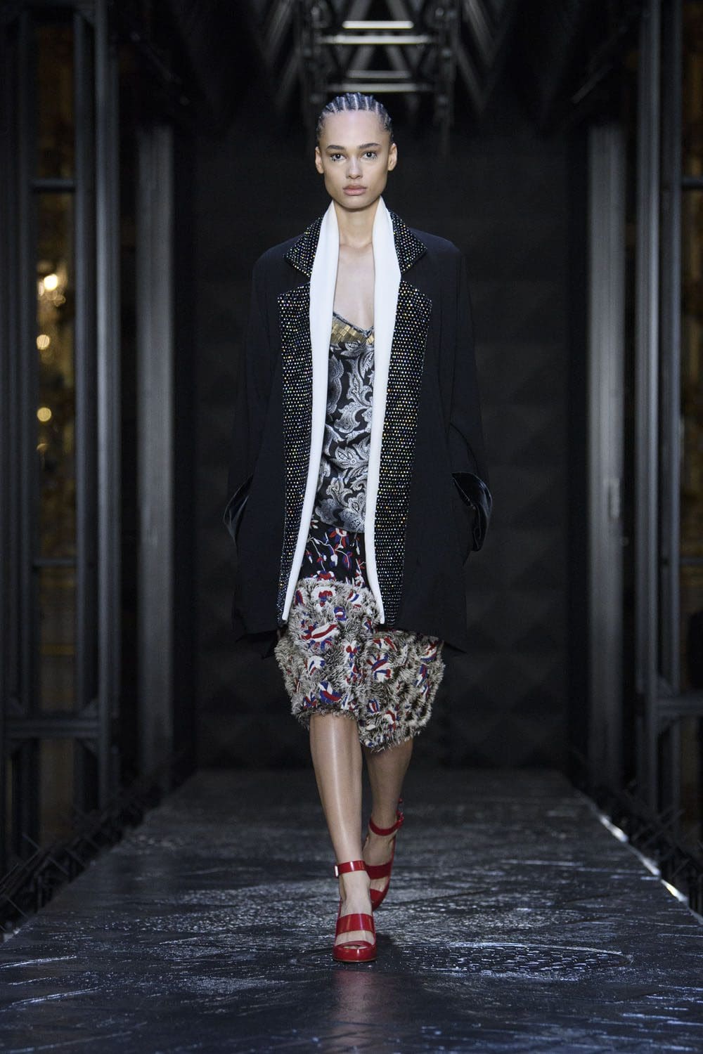 Louis Vuitton Otoño Invierno 2023 2024 Runway Magazine 40