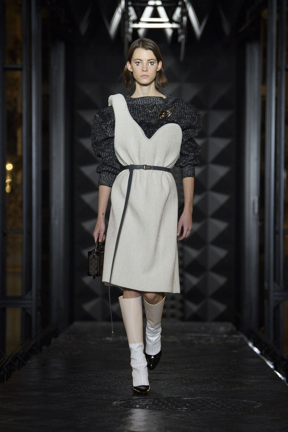 Louis Vuitton Otoño Invierno 2023 2024 Runway Magazine 5