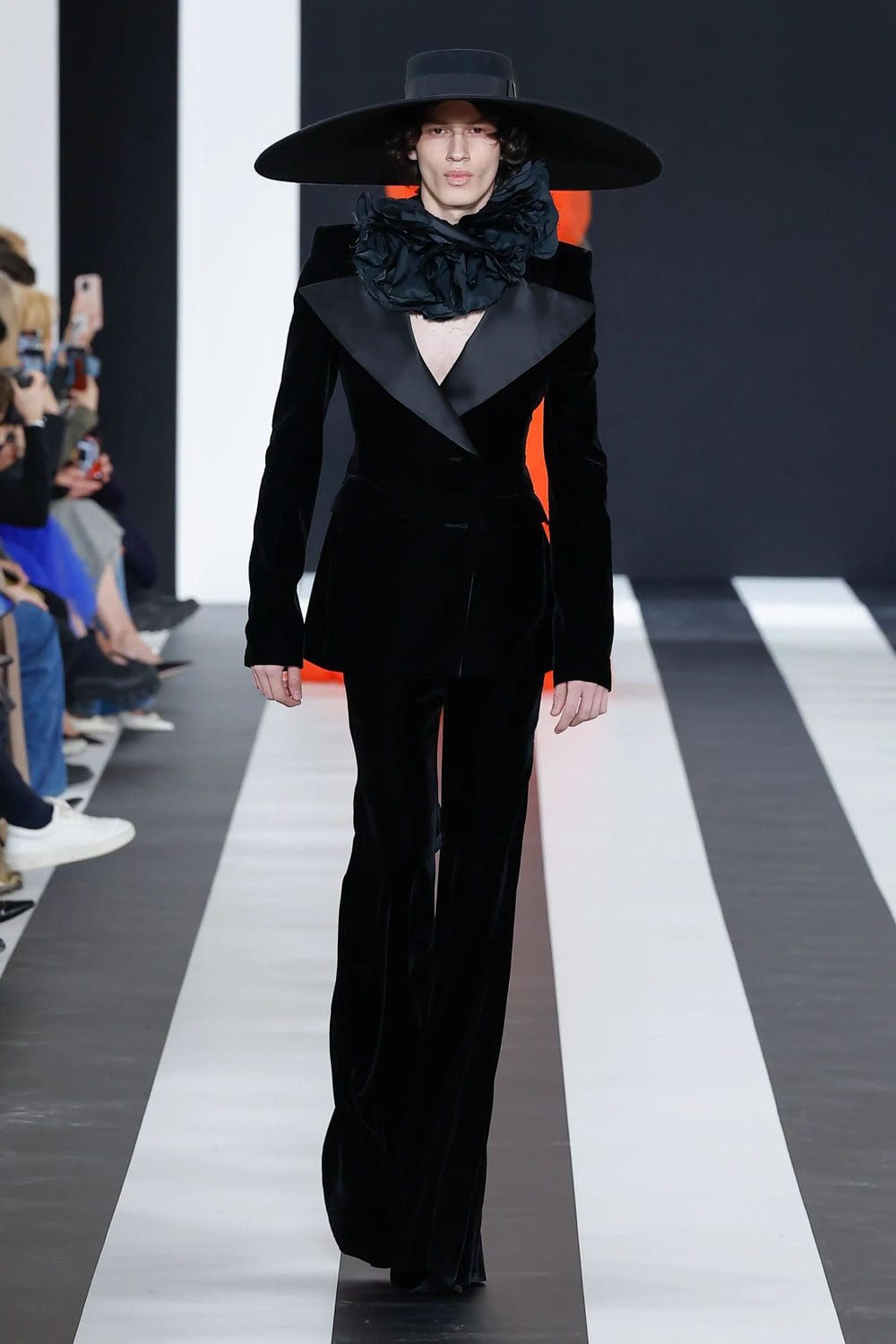 Nina Ricci 秋冬 2023 2024 Runway 2杂志
