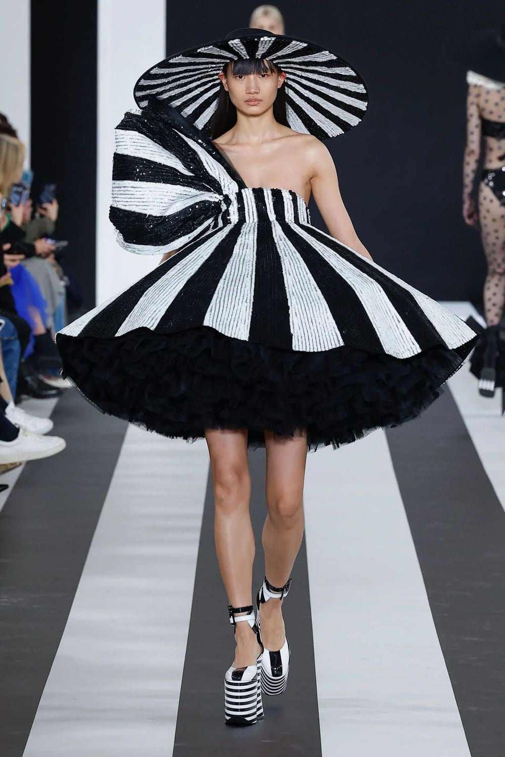 Nina Ricci 秋冬 2023 2024 Runway 32杂志