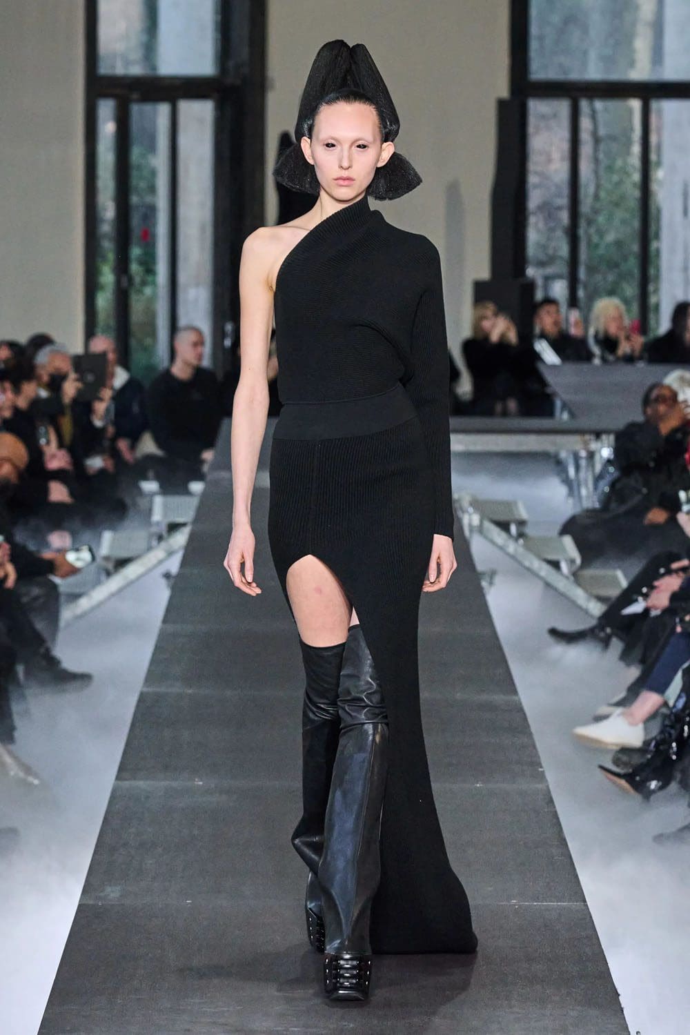Rick Owens Otoño Invierno 2023 2024 París Runway Magazine 13