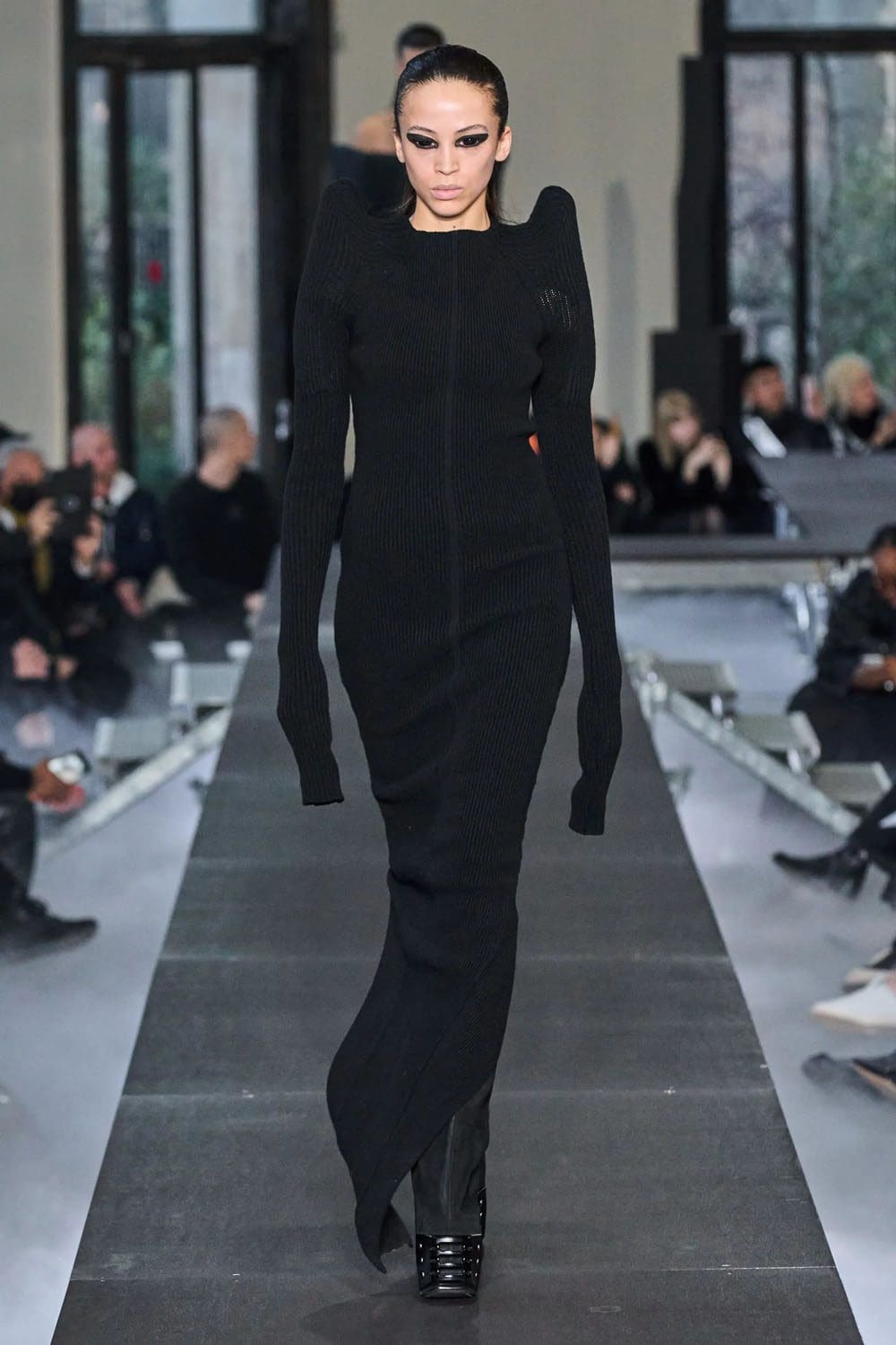 Rick Owens Otoño Invierno 2023 2024 París Runway Magazine 14
