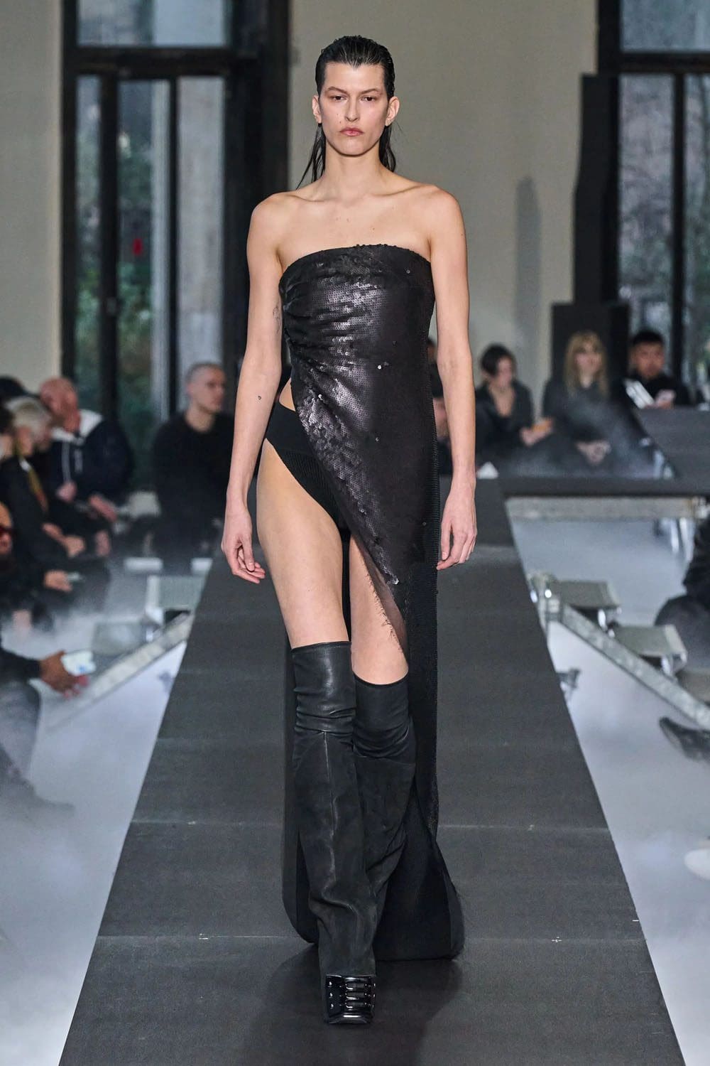 Rick Owens Otoño Invierno 2023 2024 París Runway Magazine 54