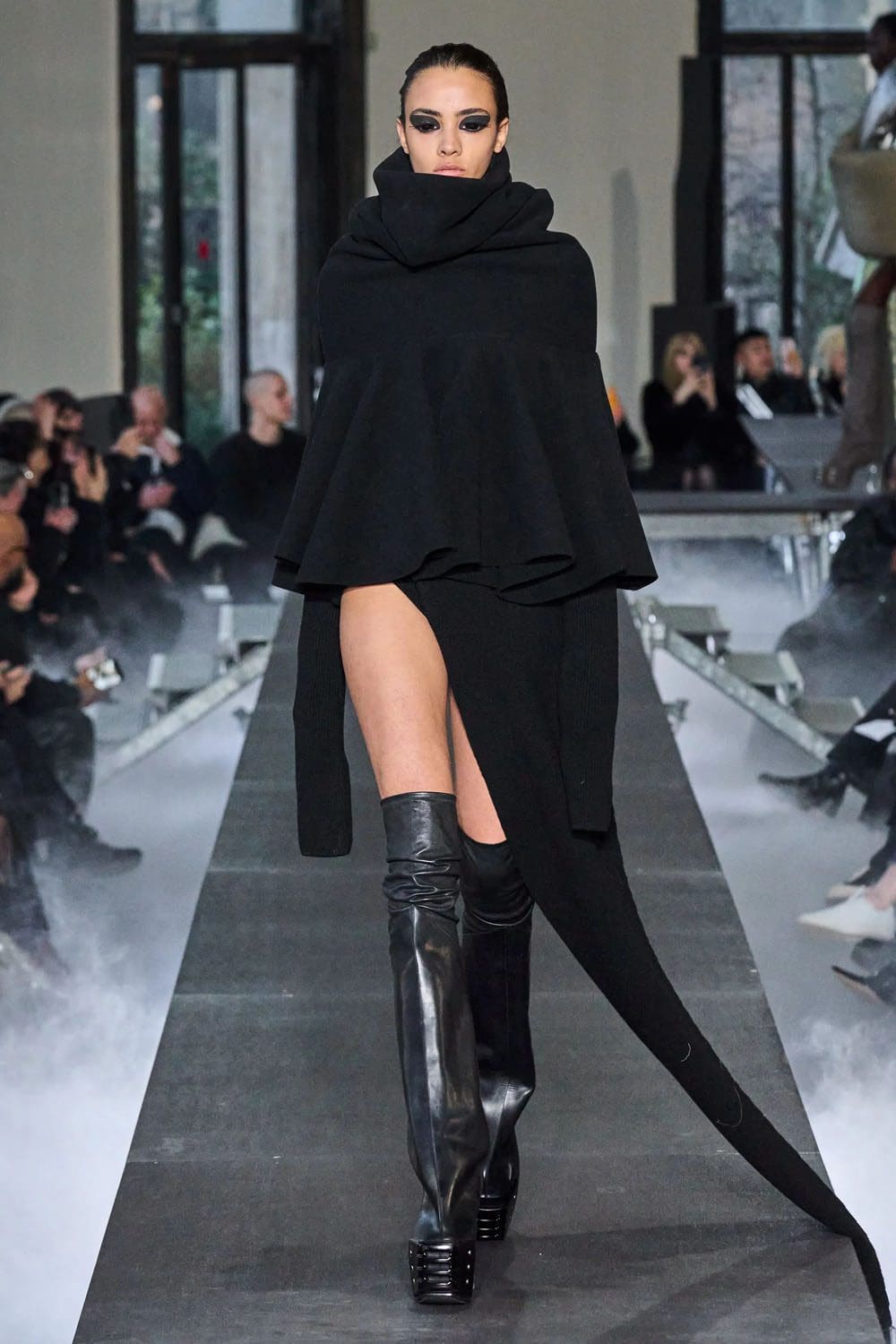 Rick Owens Otoño Invierno 2023 2024 París Runway Magazine 8