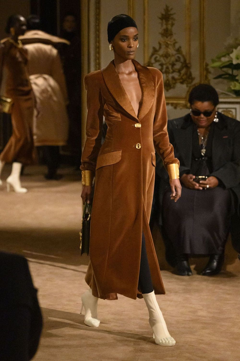Schiaparelli Autunno Inverno 2023 2024 Pronto da indossare Runway 25 Magazine