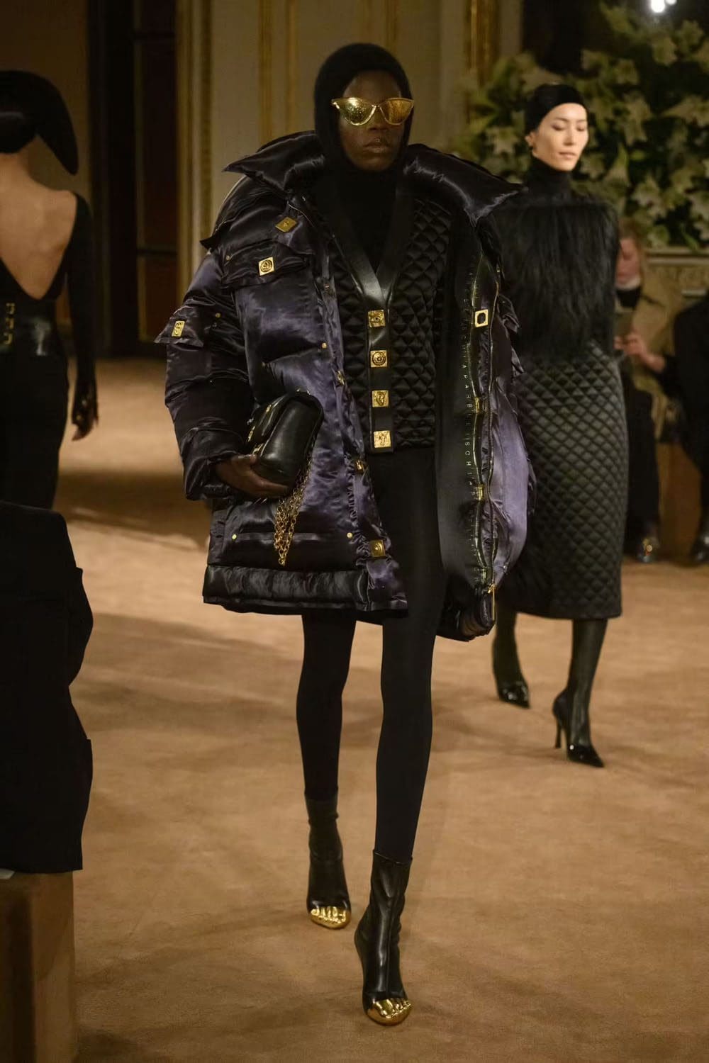 Schiaparelli Autunno Inverno 2023 2024 Pronto da indossare Runway 3 Magazine