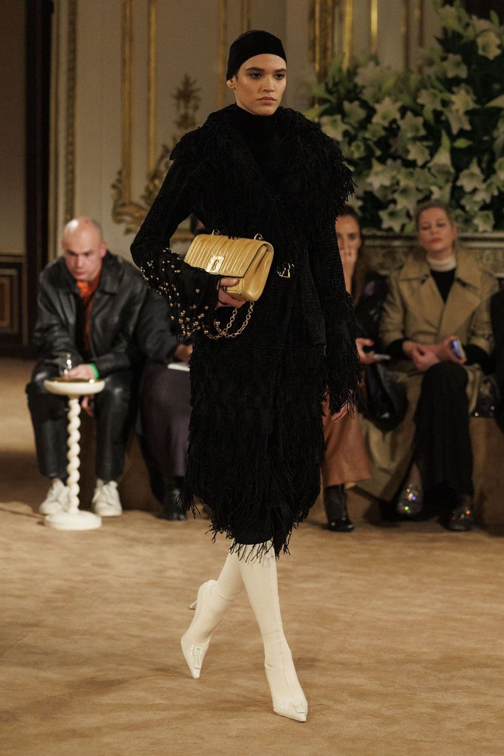 Schiaparelli Autunno Inverno 2023 2024 Pronto da indossare Runway 33 Magazine