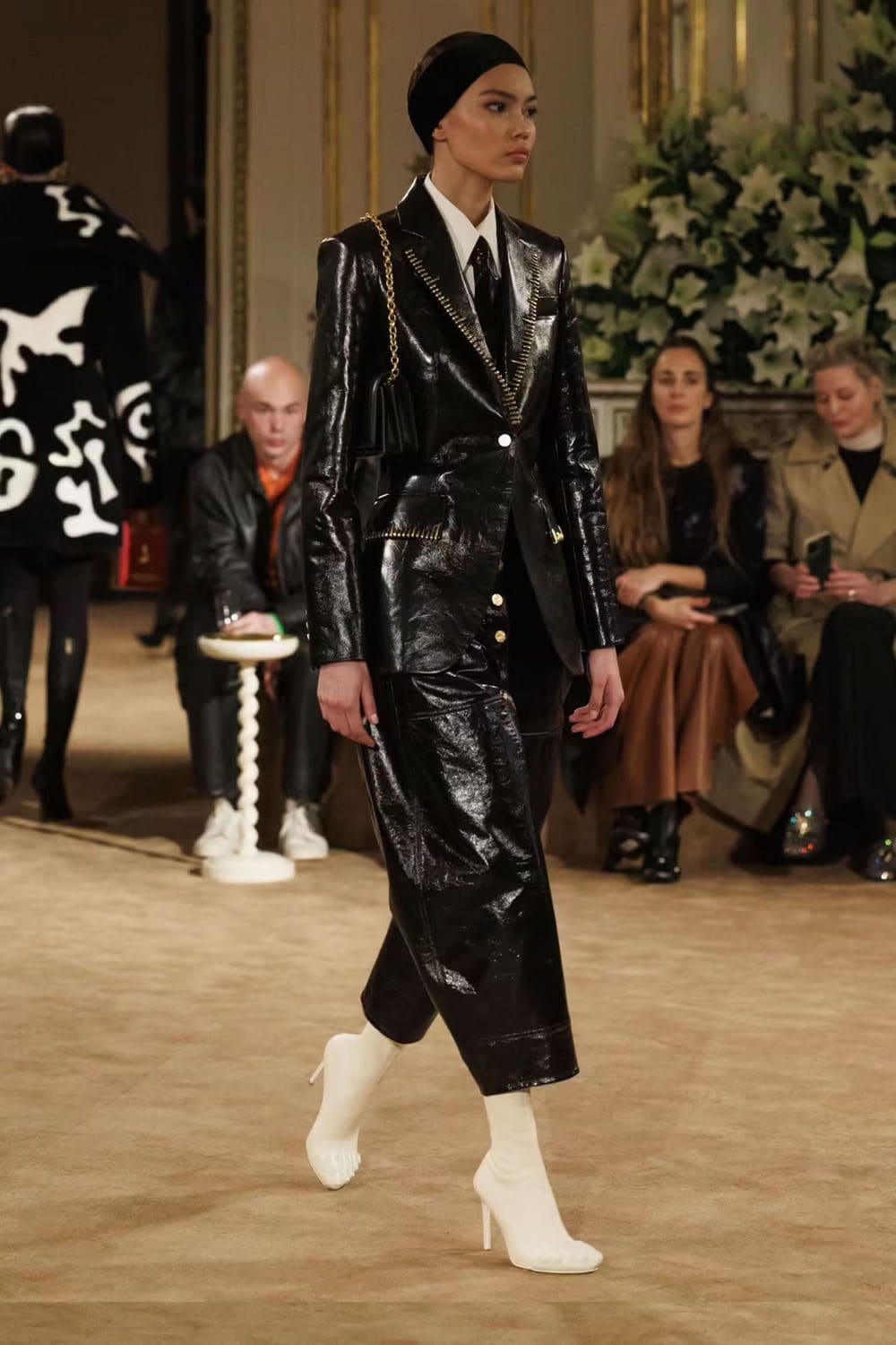 Schiaparelli Autunno Inverno 2023 2024 Pronto da indossare Runway 7 Magazine