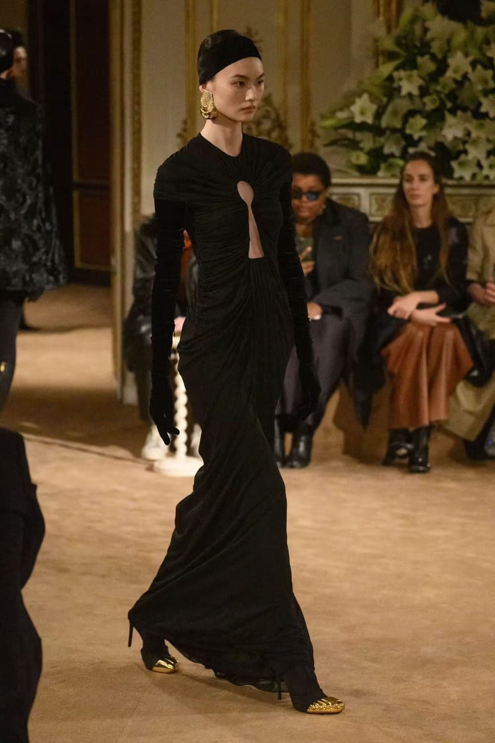 Schiaparelli Autunno Inverno 2023 2024 Pronto da indossare Runway 9 Magazine