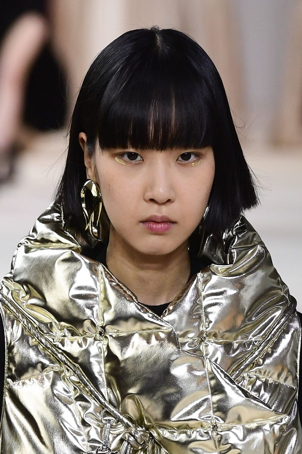 夏姿陈 (Shiatzy Chen) 秋季 2023 信息 Runway 35杂志