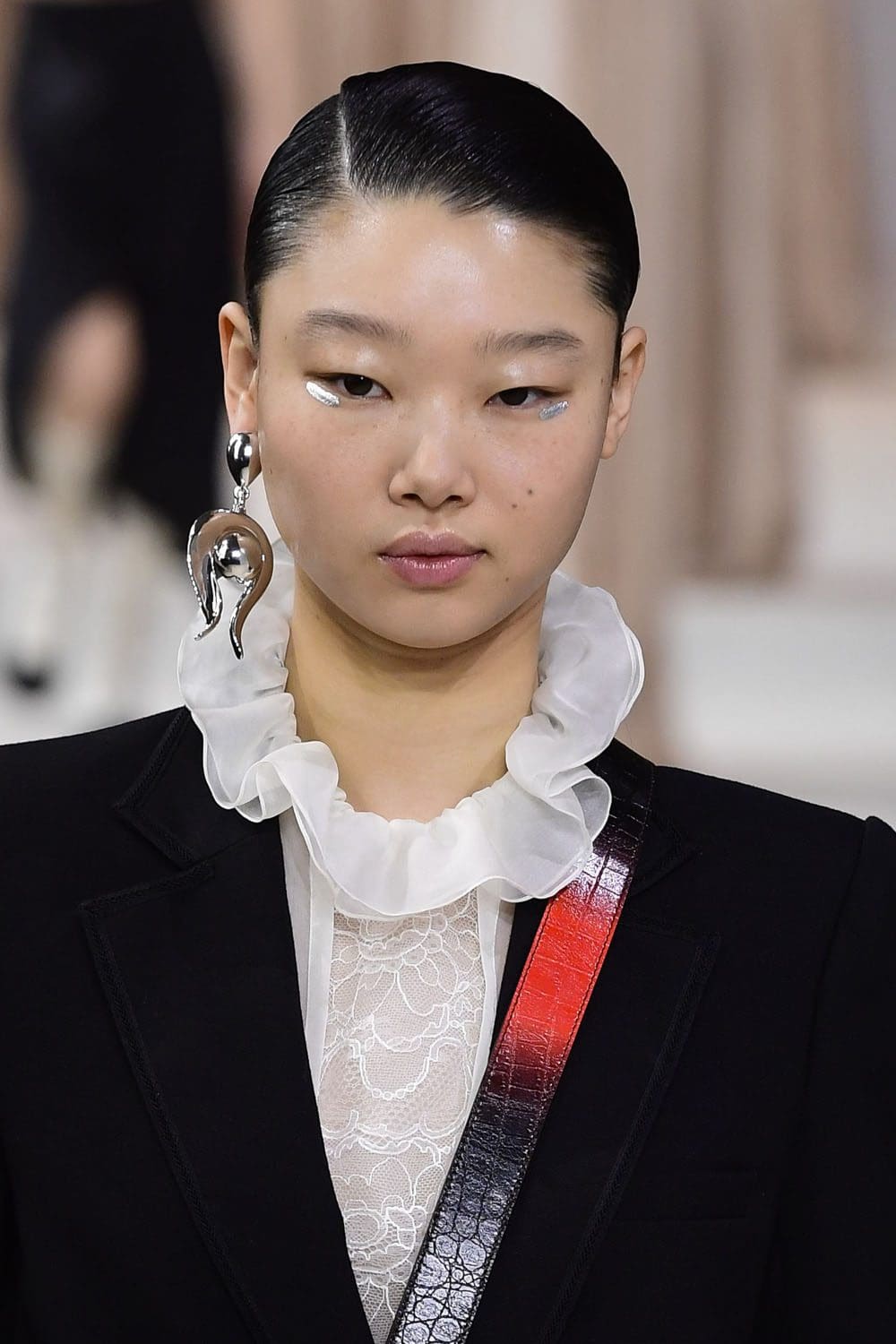 夏姿陈 (Shiatzy Chen) 秋季 2023 信息 Runway 40杂志