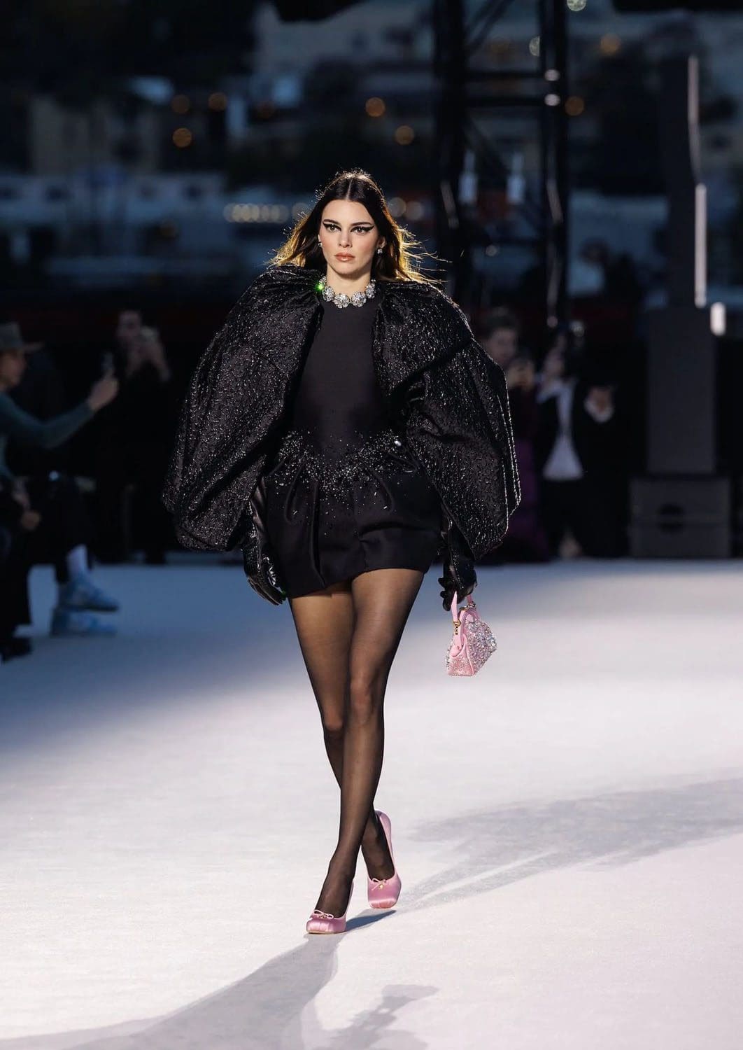 Versace Fall Winter 2023 Los Angeles Runway Magazine 62