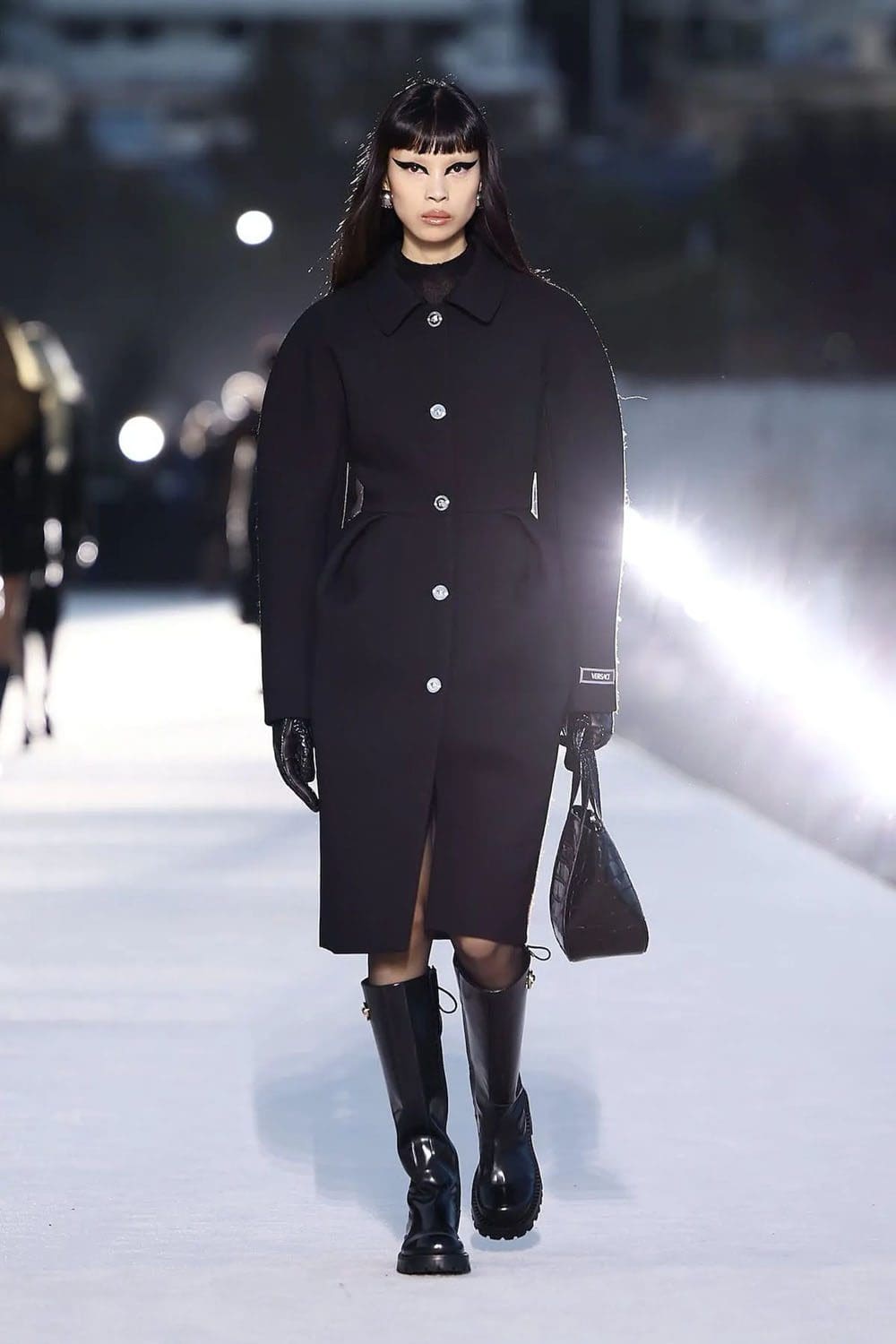 Versace Fall Winter 2023 Los Angeles Runway Magazine 64
