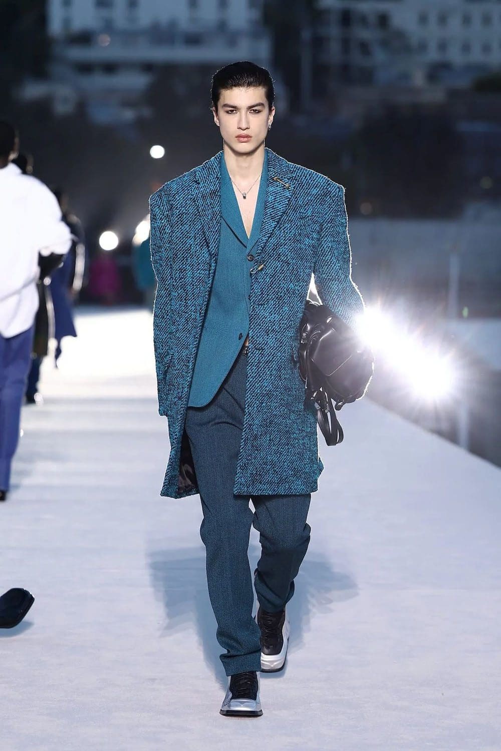 Versace Fall Winter 2023 Los Angeles Runway Magazine 69